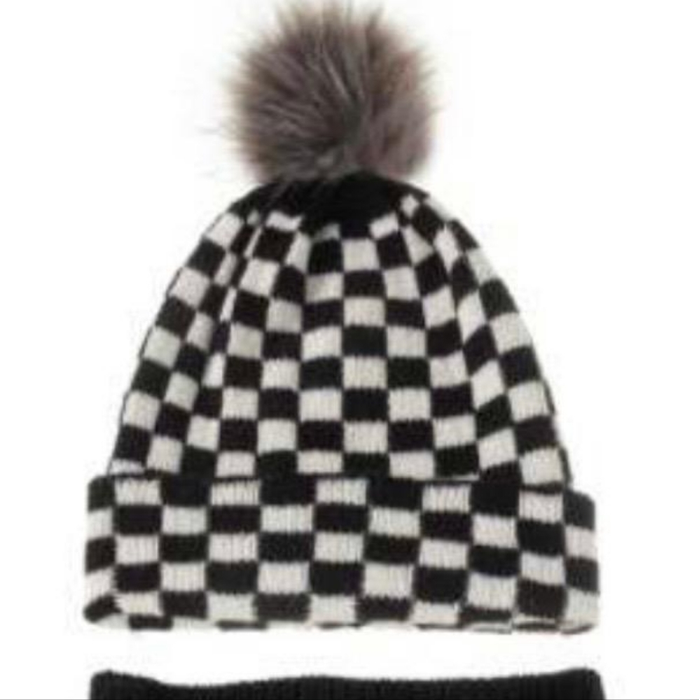 Hat and scarfs